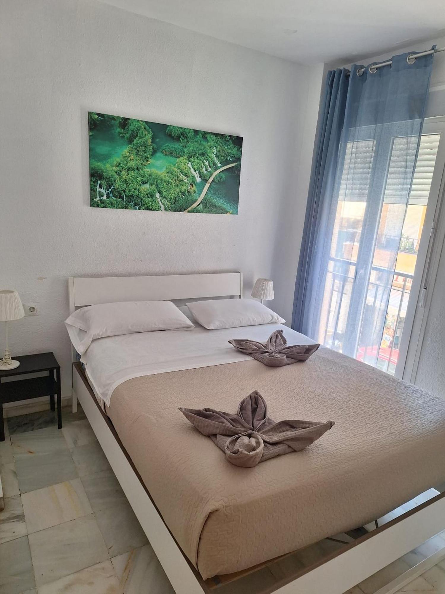 Apartamentos Centro Picasso Málaga Kültér fotó