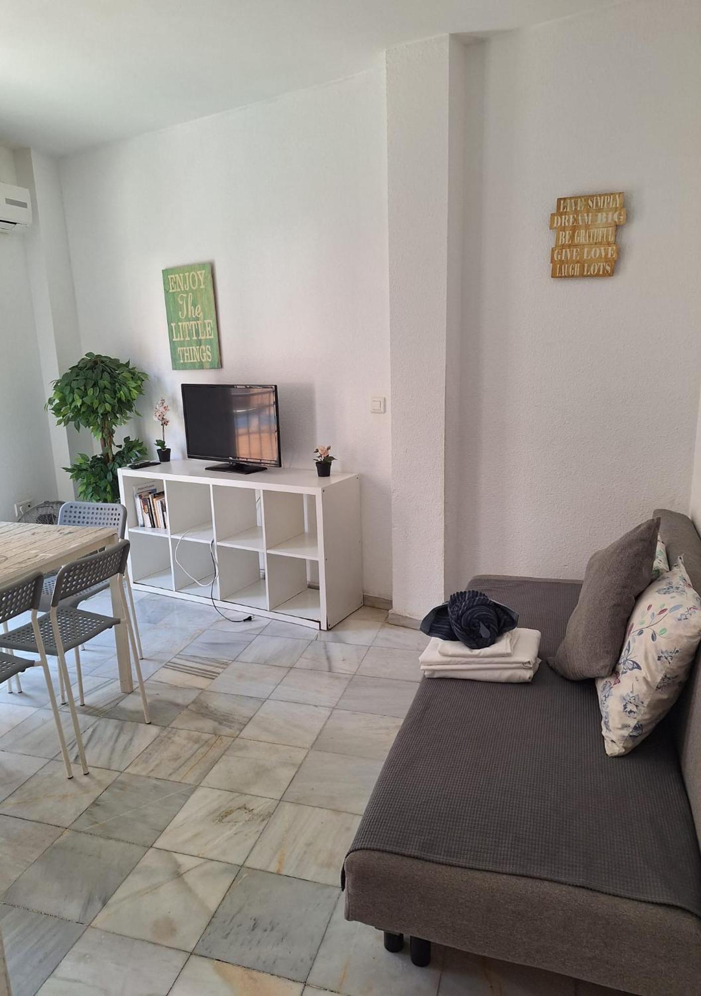 Apartamentos Centro Picasso Málaga Kültér fotó